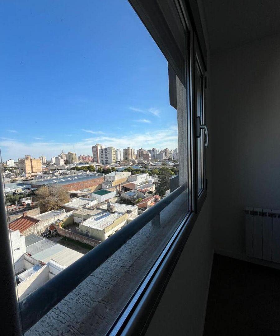 Foto de UN DORMITORIO CON BALCON EN MACROCENTRO EN VENTA APTO CREDITO, imagen 2