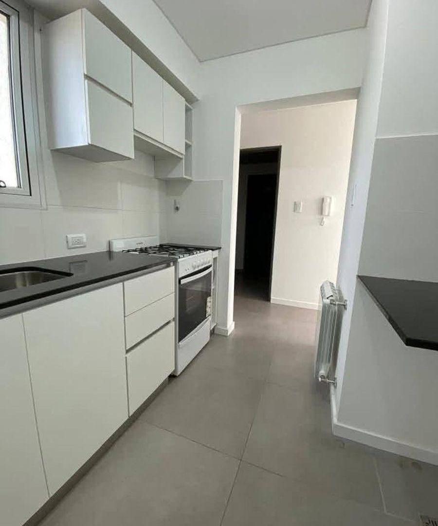 Foto de UN DORMITORIO CON BALCON EN MACROCENTRO EN VENTA APTO CREDITO, imagen 5