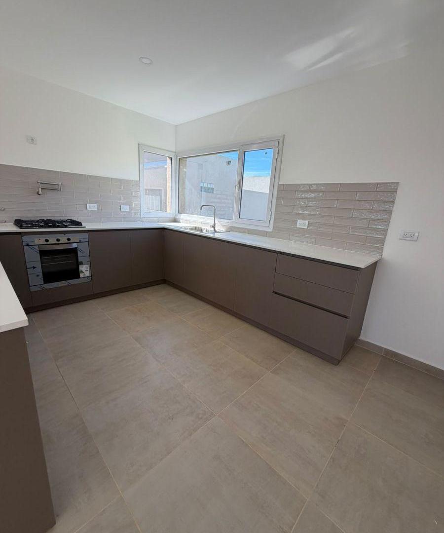 Foto de EXCELENTE CASA EN VENTA EN BARRIO LAS CAÑITAS A ESTRENAR, imagen 5