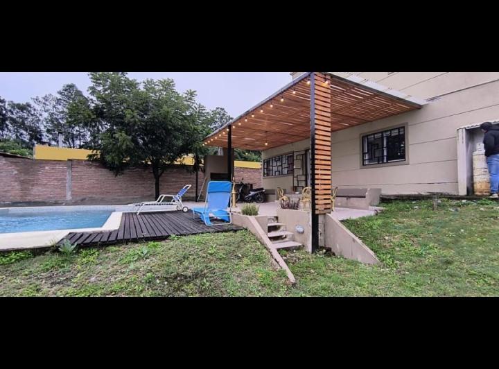 Casa en vaqueros con pileta y asador 5