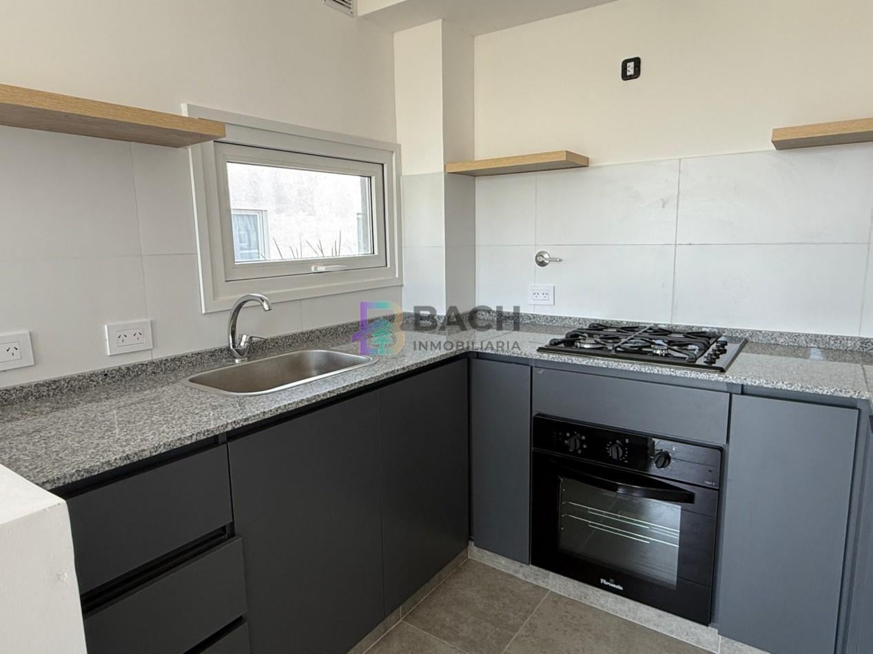 Foto de Venta departamento de 2 ambientes en Pinamar, con terraza, gas natural, imagen 3