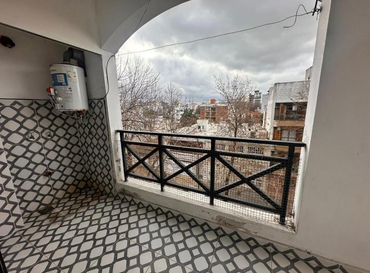 departamento en alquiler con cochera calle 56 e 20 y 21 4