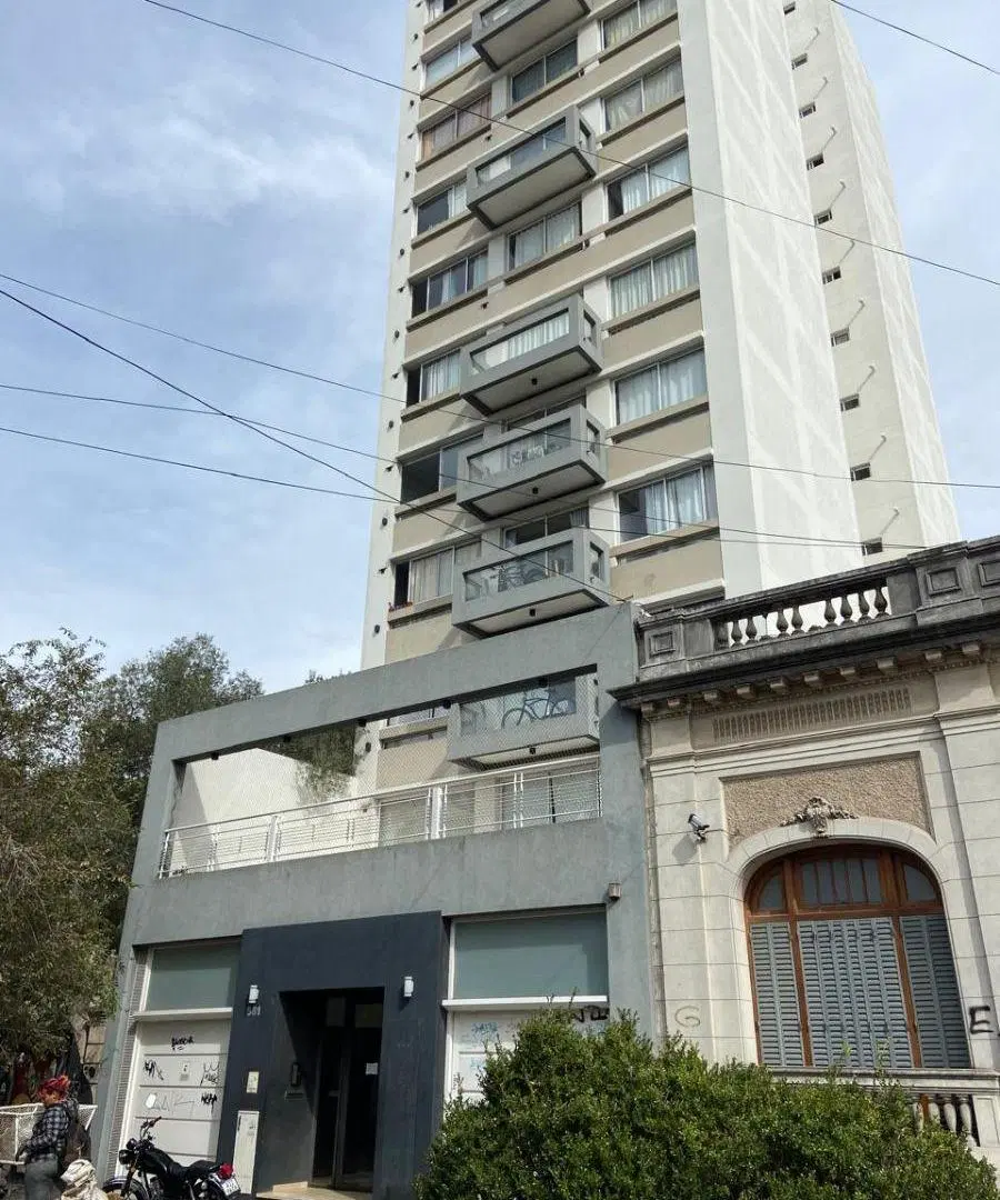 Departamento en alquiler de 1 habitación en calle 3 e/ 43 y 44 de 1 habitación 3