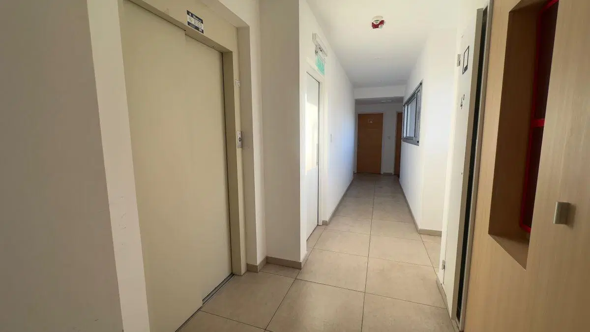 Departamento De Dos Dormitorios Con Garage En Calle 2 E/ 62 Y 63 4