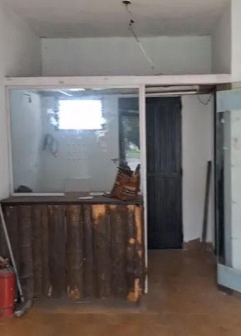 Foto de Local Comercial En Alquiler Ubicado En Calle 131 E/ 49 Y 50 La Plata, imagen 2
