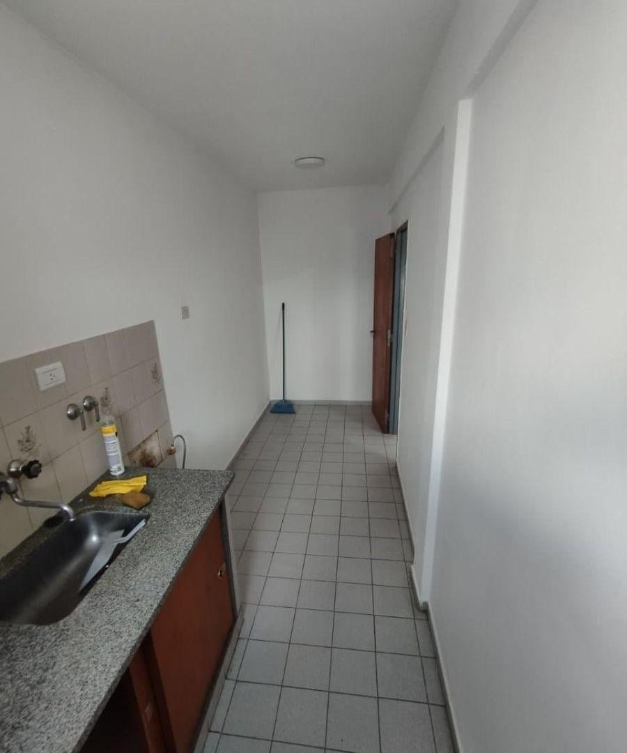 Foto de Departamento de un dormitorio en Calle 16 esquina 50 La Plata, imagen 1