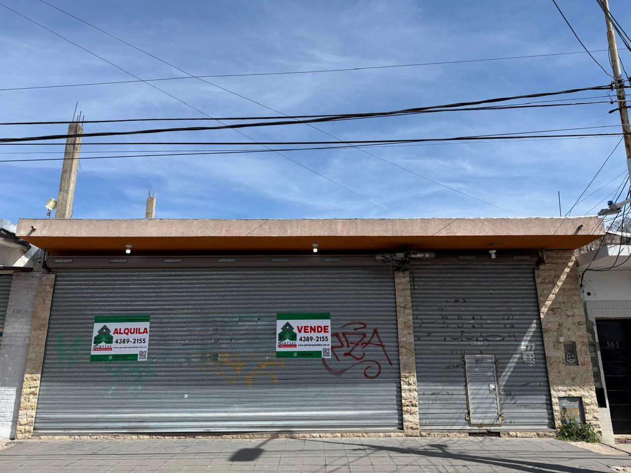 AMPLIO Y EXCELENTE LOCAL COMERCIAL SOBRE CALLE EVITA - EL JAGÜEL