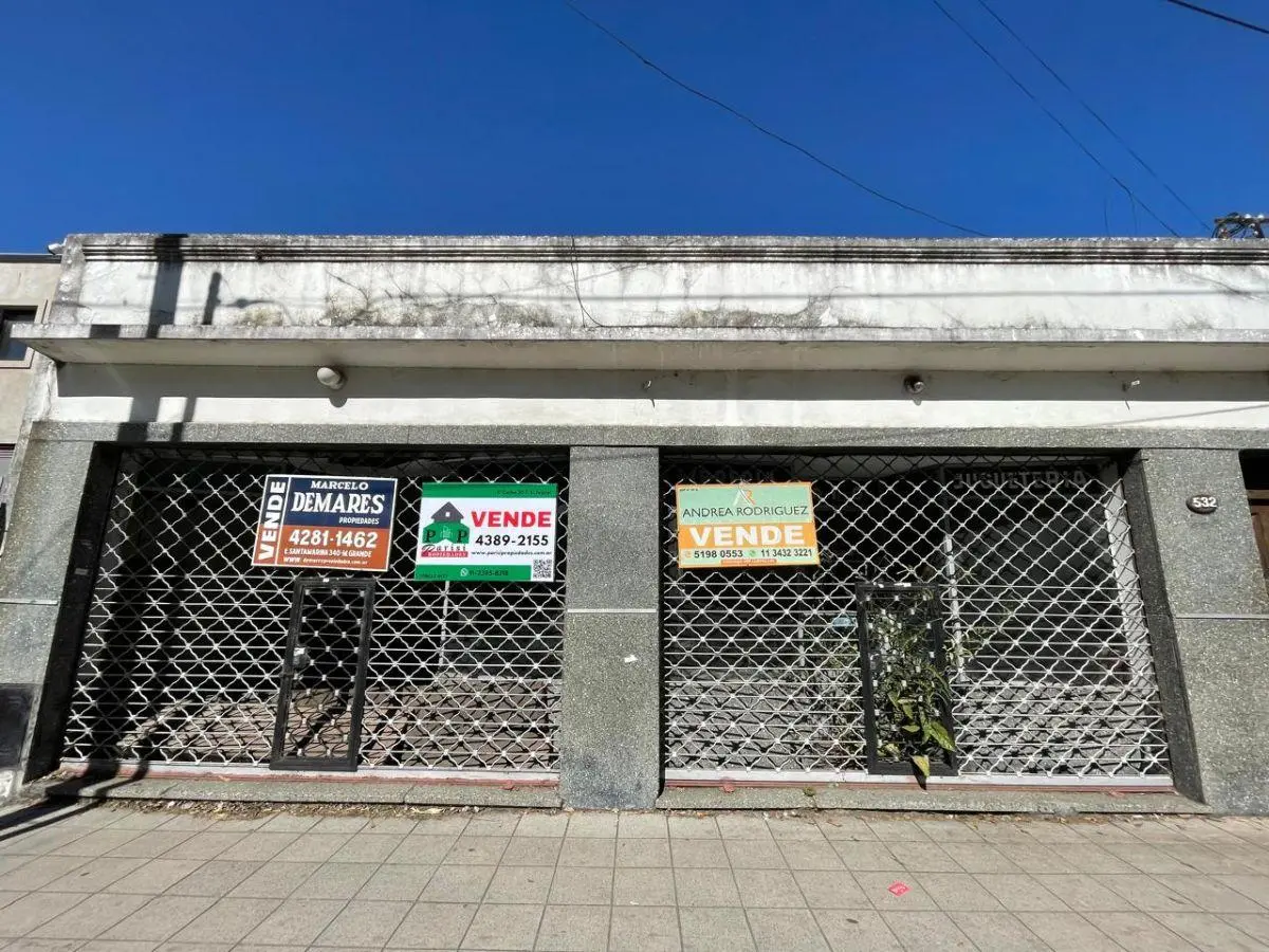 DOS LOCALES CON VIVIENDA SOBRE LOTE DE 490 M2 EN LUZURIAGA - LLAVALLOL 2