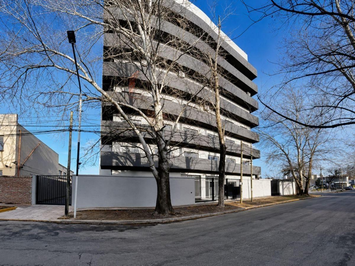 Foto de DEPARTAMENTO MONOAMBIENTE CON COCHERA EN ALQUILER - EZEIZA CENTRO, imagen 3