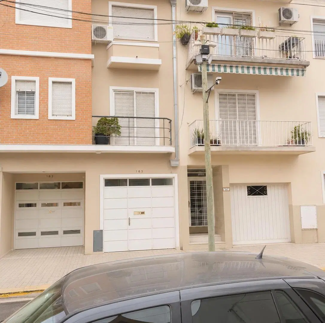 PH Tipo casa 4 Ambientes con cochera cubierta en Ramos Mejia sin expensas 3