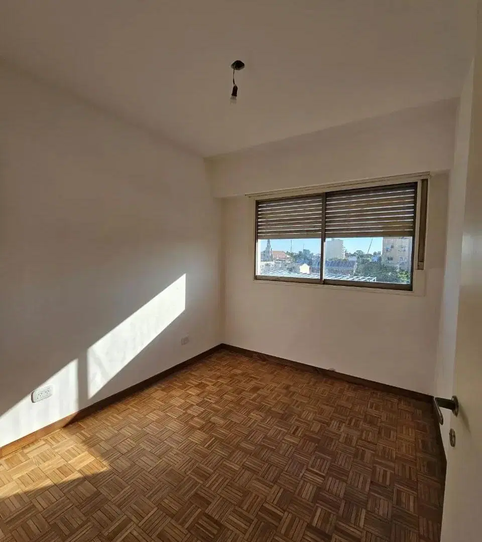 Venta Departamento En Berazategui Centro, 3 Ambientes Con Cochera 4