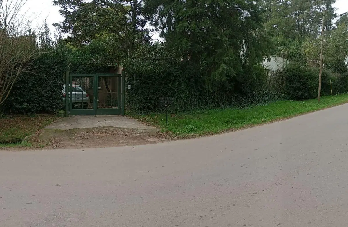 Casa 3 Amb S/640m2 Con Pileta Y Parrilla 4