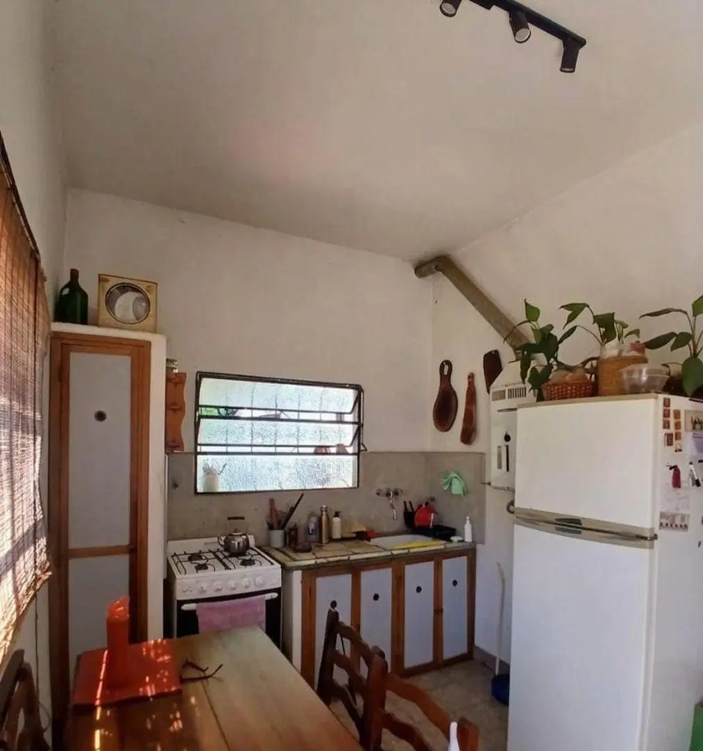 Casa De 350m2 Con 3 Amb. Y Gran Parque 5