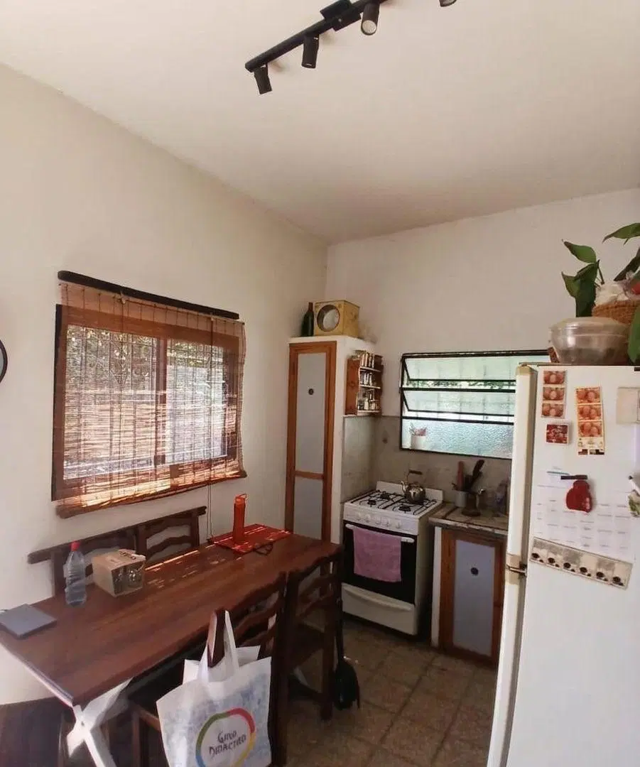 Casa De 350m2 Con 3 Amb. Y Gran Parque 8