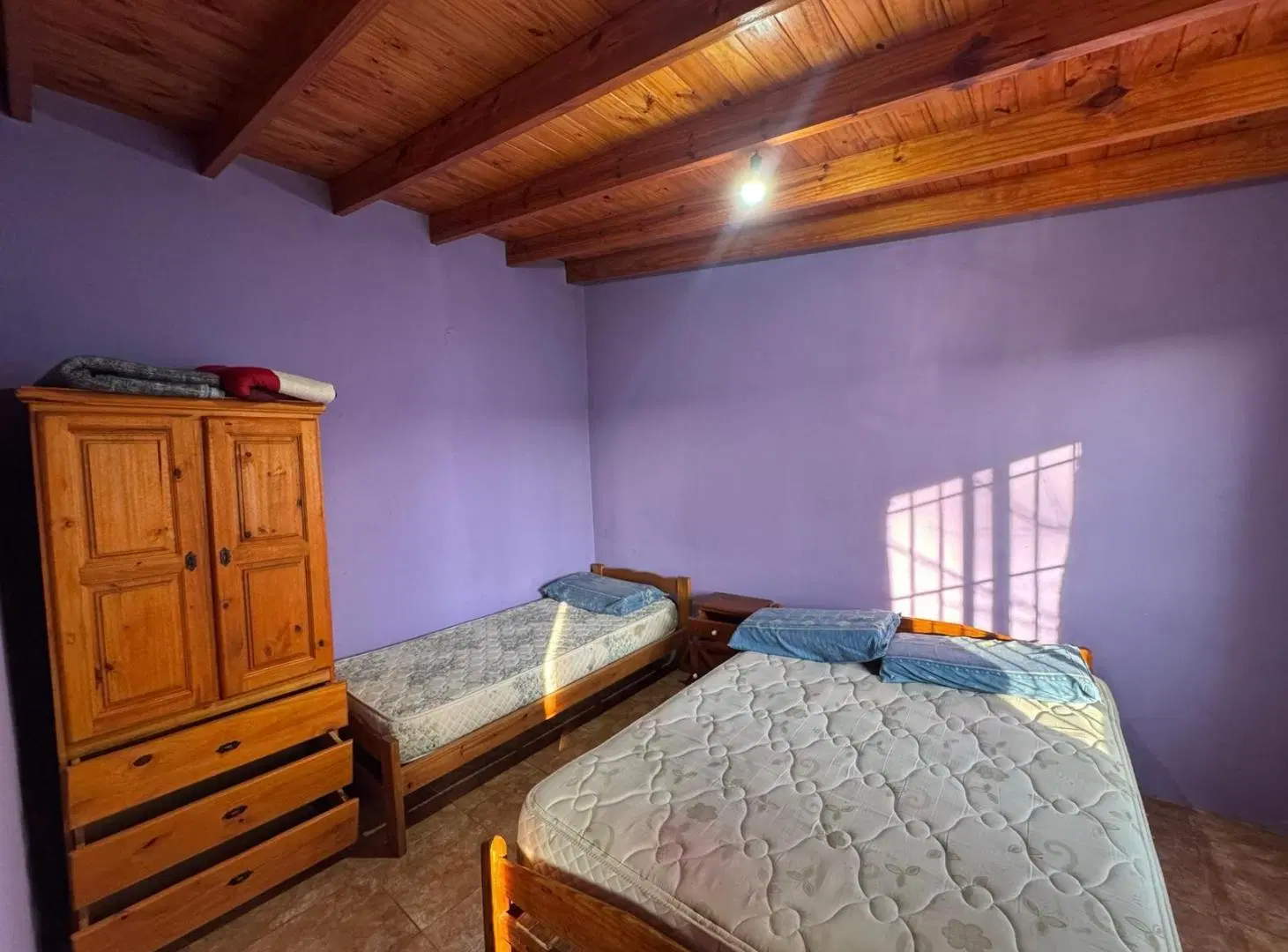 CASA MAS DPTO EN VENTA EN MAR DEL TUYU CON AMPLIO JARDIN 1