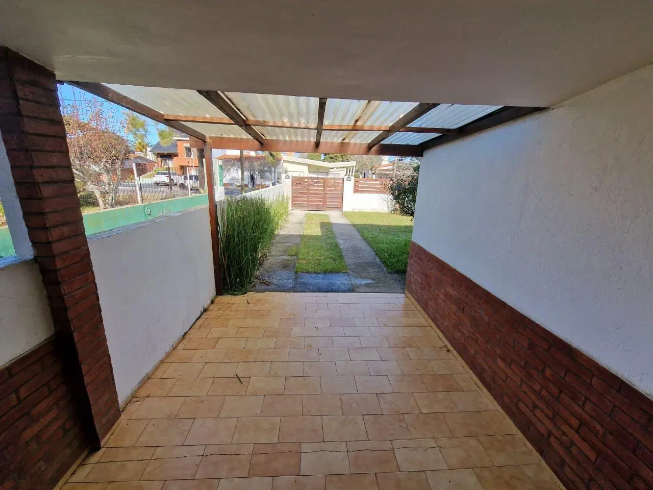 Casa en Santa Teresita con gas natural 4