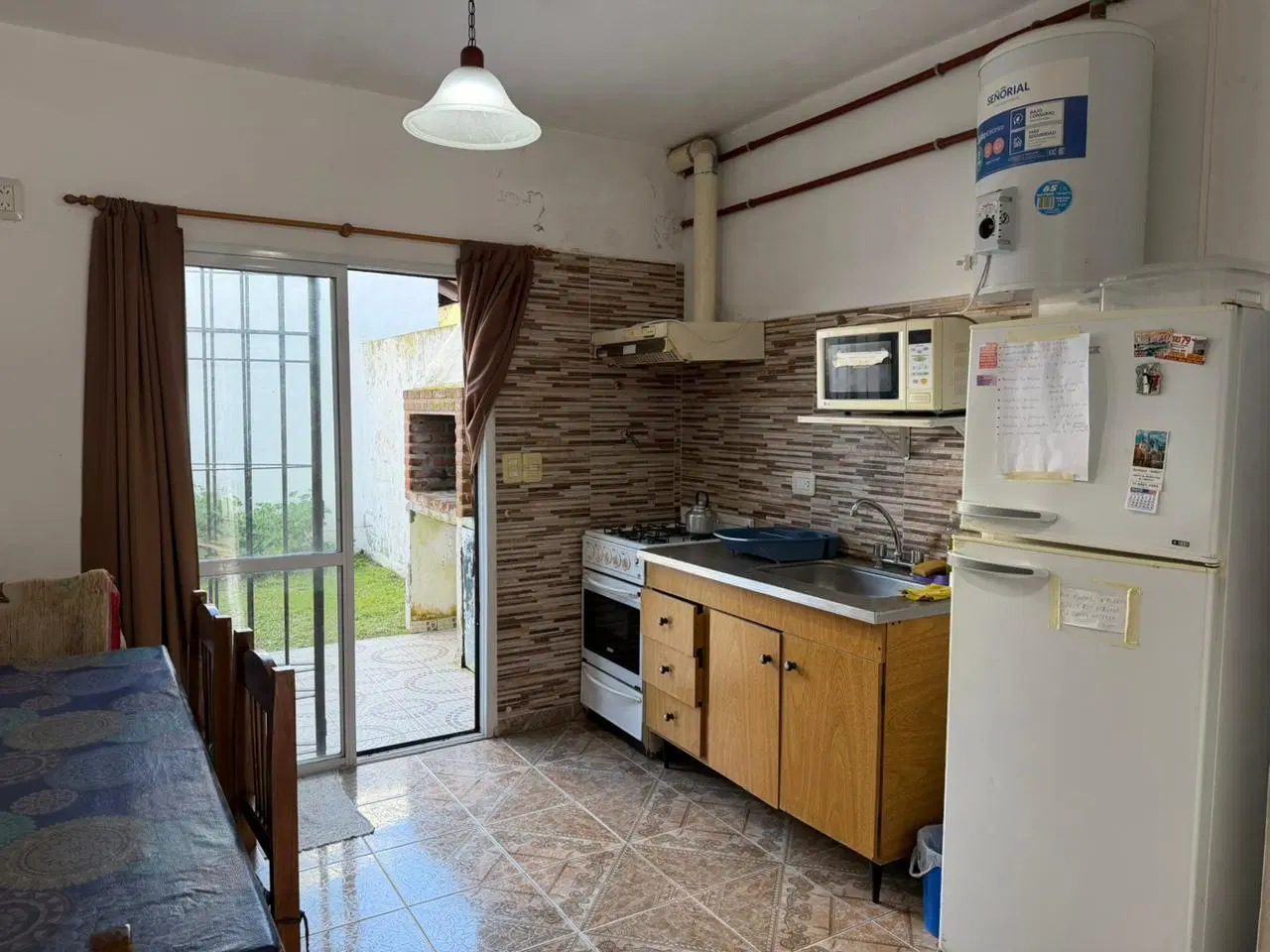 TRIPLEX AL FRENTE EN VENTA EN MAR DEL TUYU IMPECABLE 5
