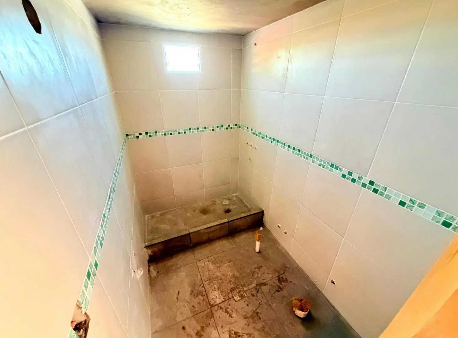 DUPLEX AL MEDIO EN VENTA EN MAR DEL TUYU A ESTRENAR CON DORMITORIO EN PB 2