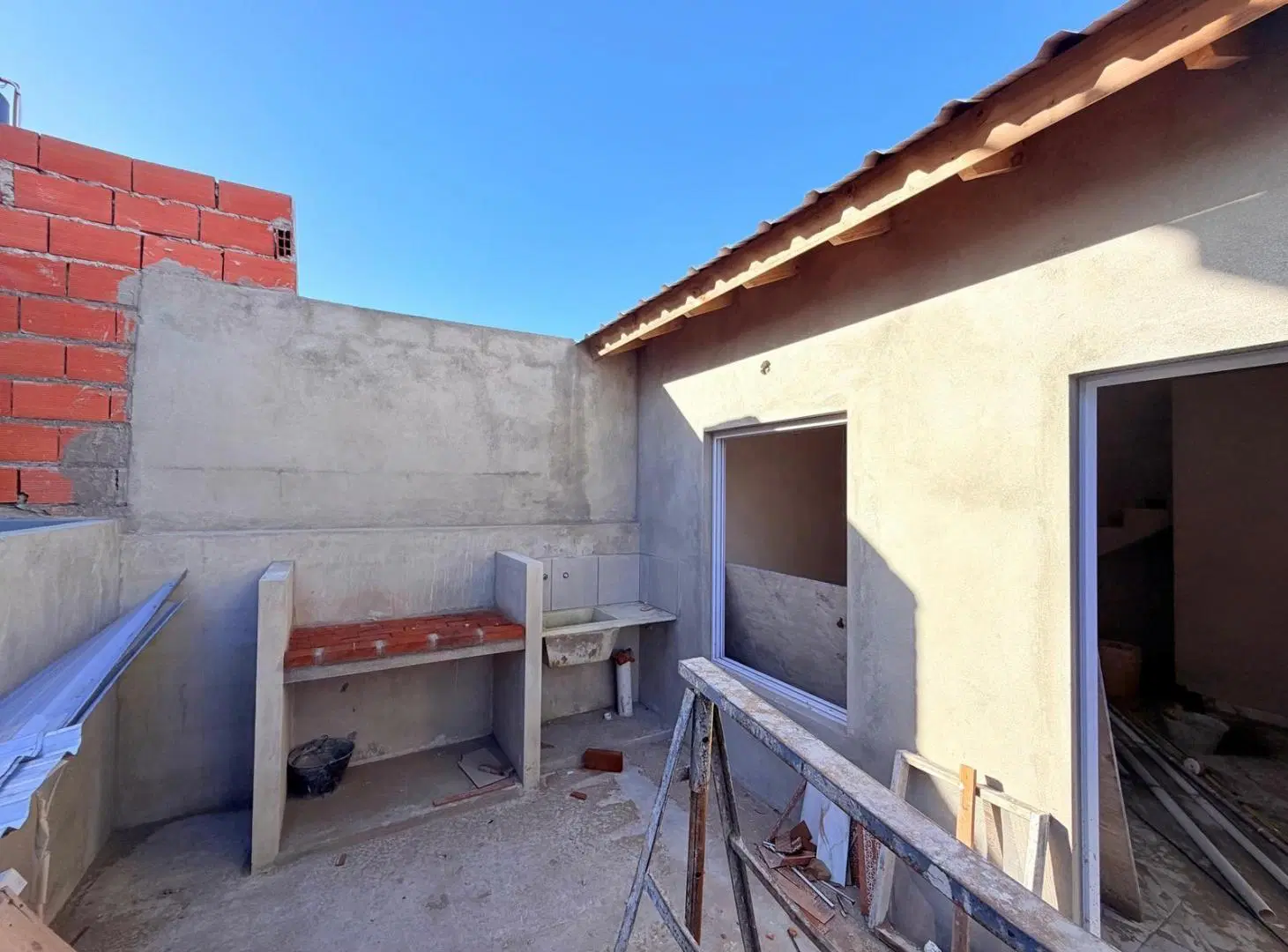 DUPLEX AL MEDIO EN VENTA EN MAR DEL TUYU A ESTRENAR CON DORMITORIO EN PB 3