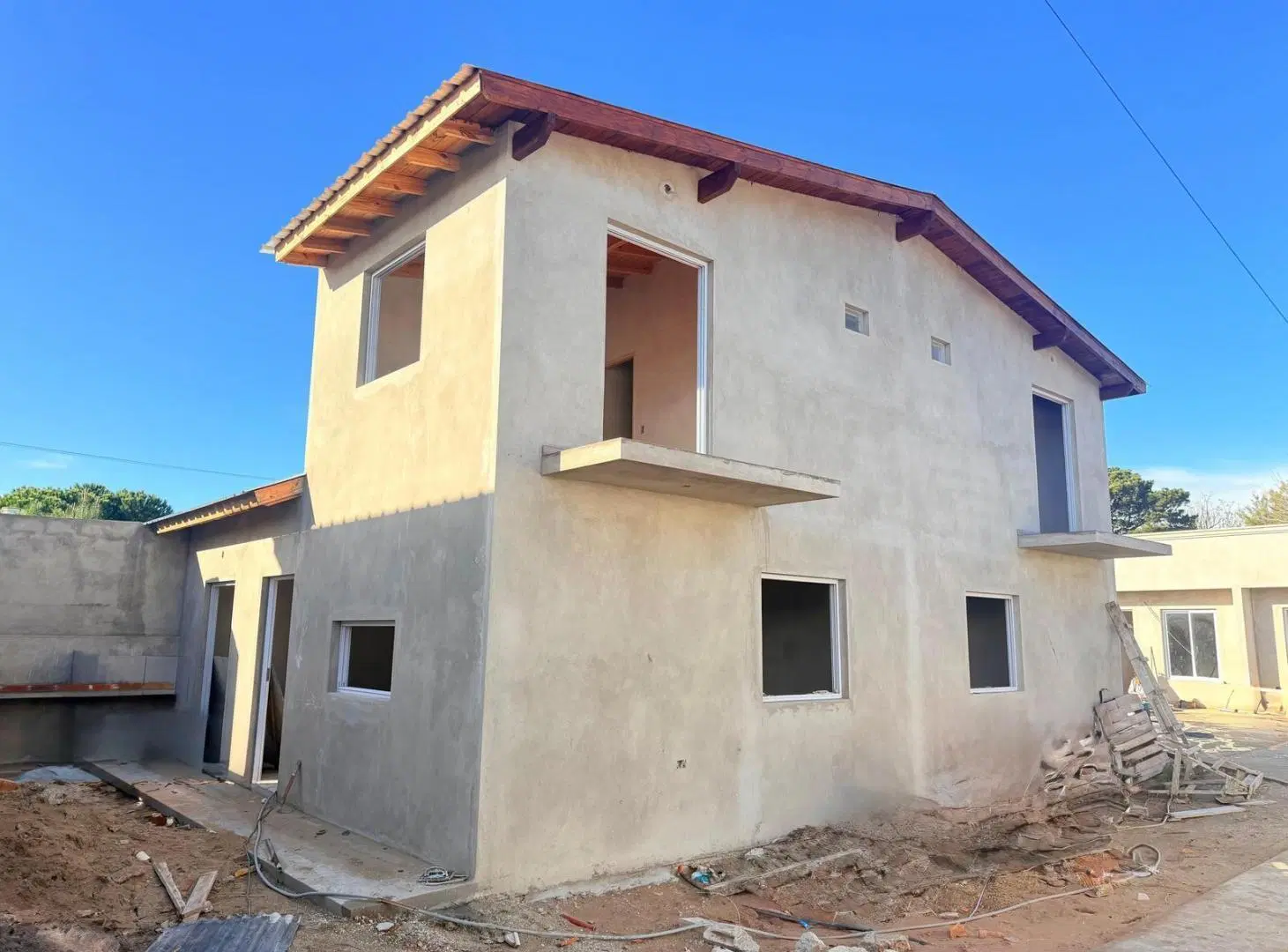 DUPLEX AL MEDIO EN VENTA EN MAR DEL TUYU A ESTRENAR CON DORMITORIO EN PB 5