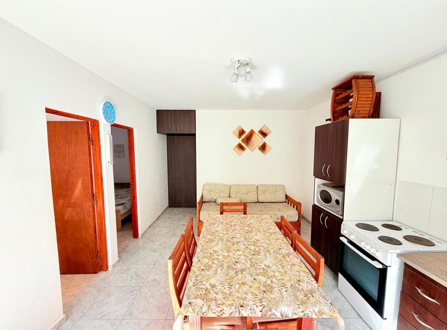Foto de Departamento en Venta en Mar del Tuyú en Planta Baja más Cochera, imagen 2