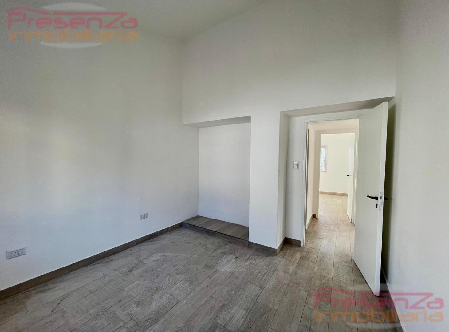 Foto de CASA+ DPTO EN VENTA EN MAR DEL TUYU TOTALMENTE REFACCIONADA A NUEVA, imagen 4