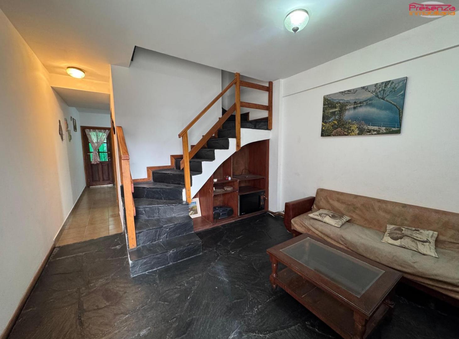 Foto de DUPLEX AL FRENTE EN VENTA EN LA LUCILA DEL MAR CON EXCELENTE UBICACION, imagen 2