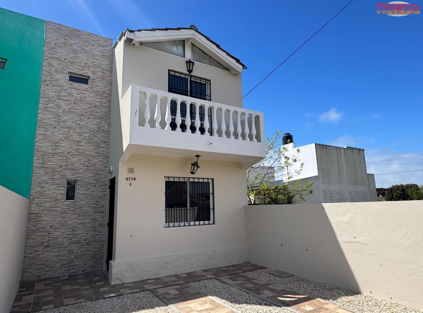Foto de DUPLEX AL FRENTE EN EXCELENTE ESTADO EN VENTA EN MAR DEL TUYU, imagen 2