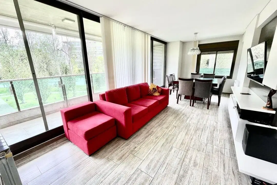 Condo 4, Caseros 145 Bis, 3 dormitorios 1