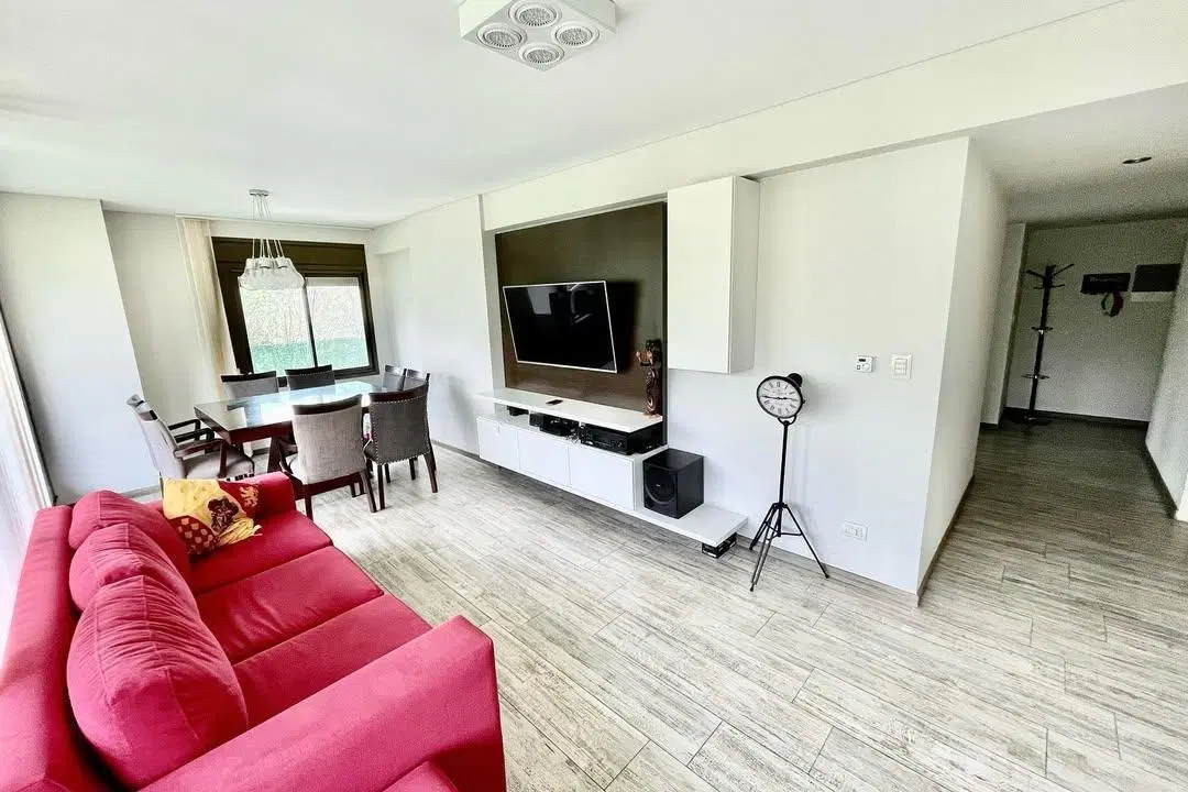 Condo 4, Caseros 145 Bis, 3 dormitorios 2