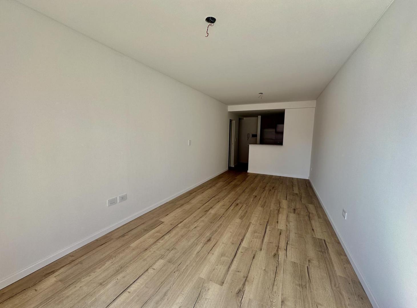 LOFT orientacion Norte con Pileta
