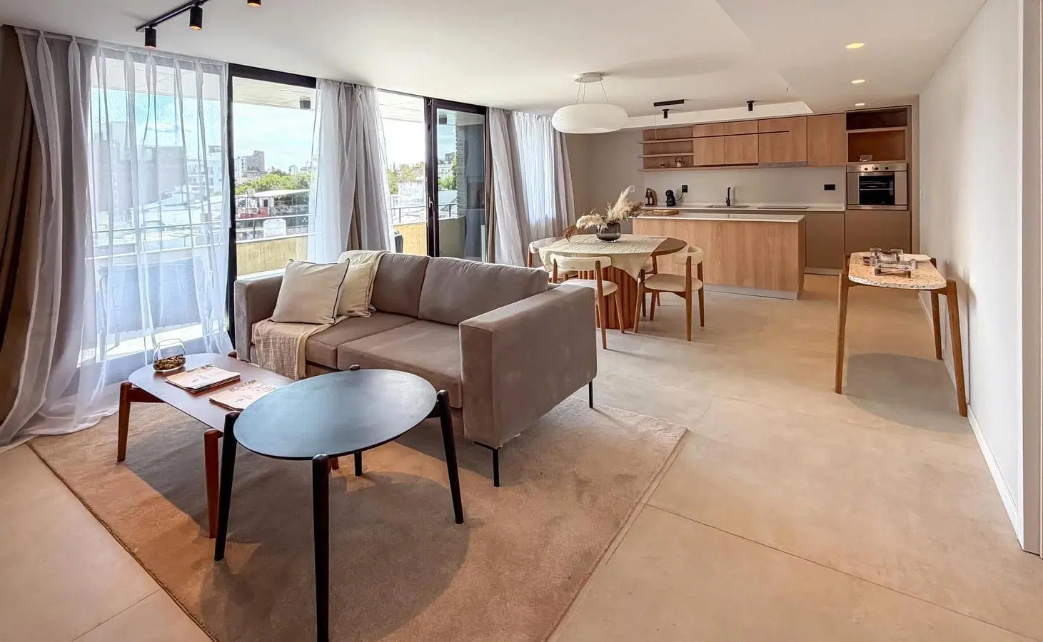 Departamento premium con Terraza Exclusiva, pileta, cochera y gimnasio 2