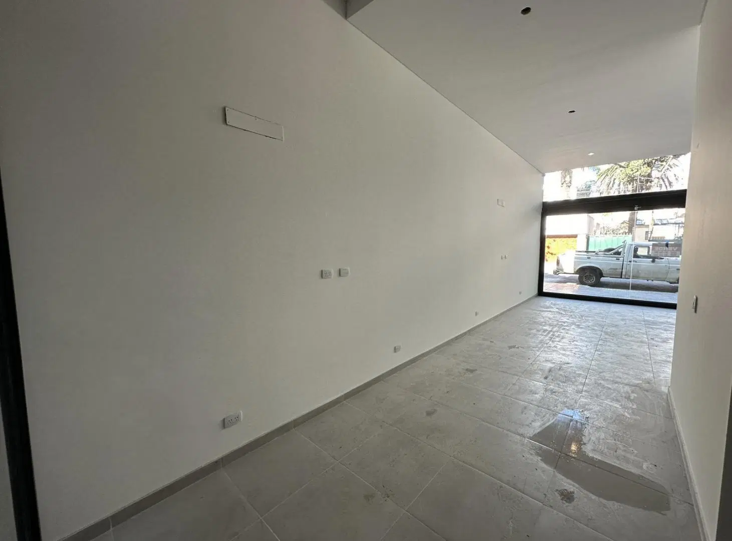Local en Rodriguez 1500 5