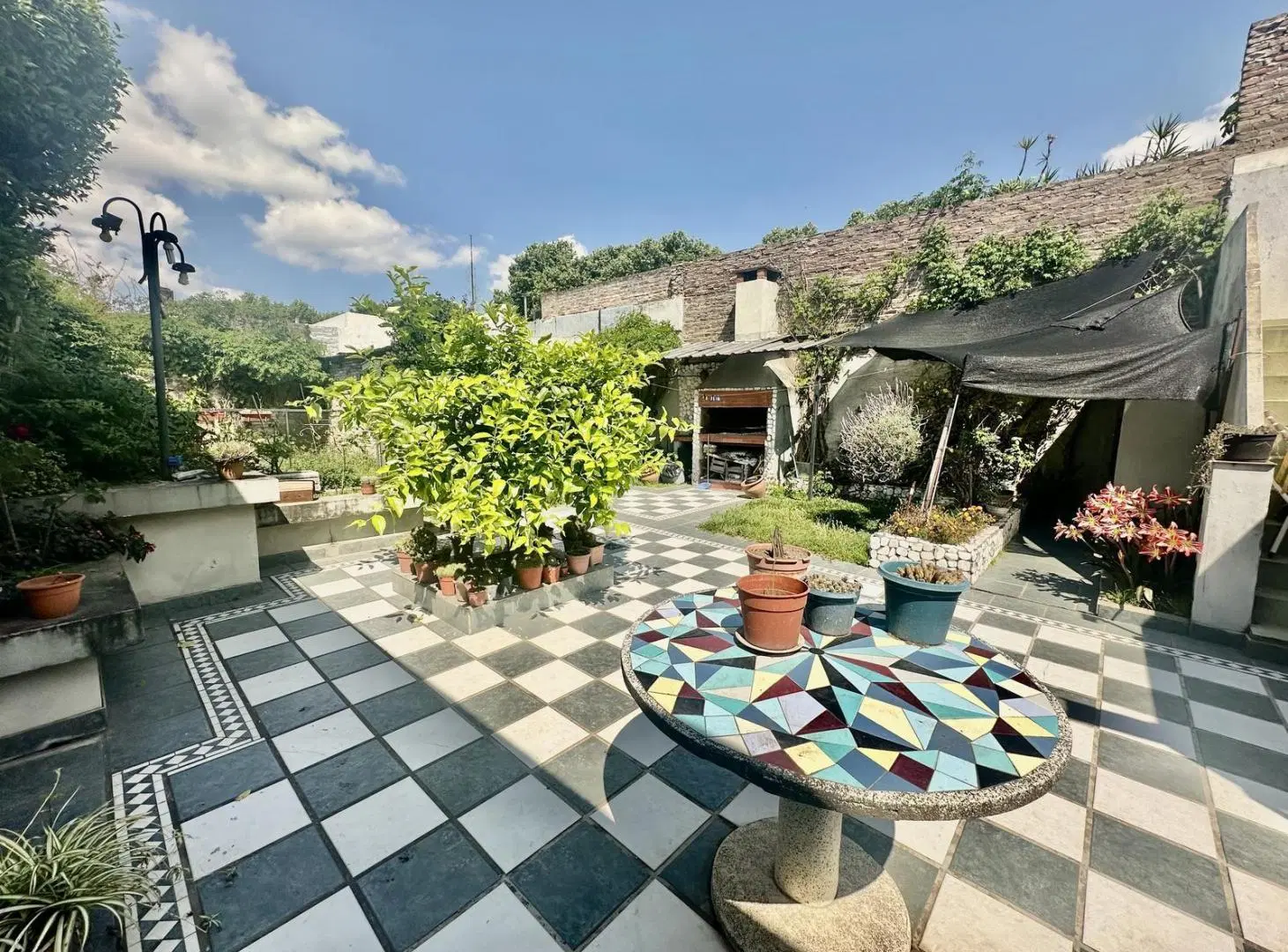 Casa en Echesortu 3 Dormitorios con Jardi, Terraza y Cochera 4