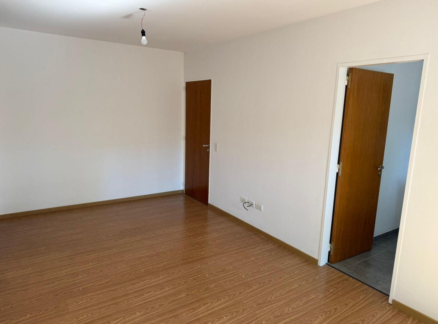 Foto de 1 Dormitorio cocina separada y Balcón, imagen 5