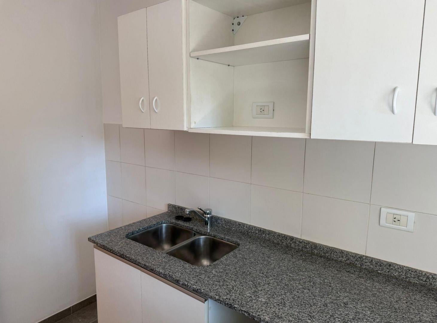 Foto de 1 Dormitorio cocina separada y Balcón, imagen 1