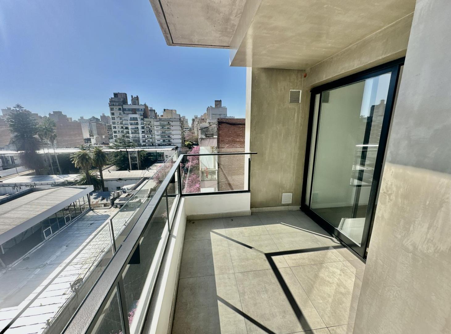 Foto de 1 DORMITORIO AL NORTE de 60m2, imagen 2