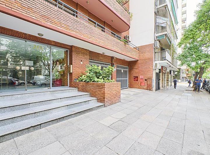 Piso de 102m2 en Av Cramer y Monroe 2