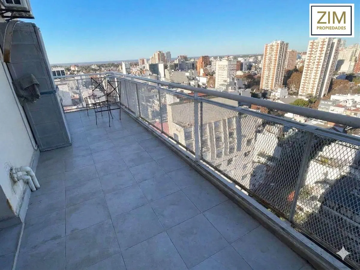 Penthouse 40 m2 Vista Abierta Cochera Piso Alto Roosevelt 1877 Venta 2