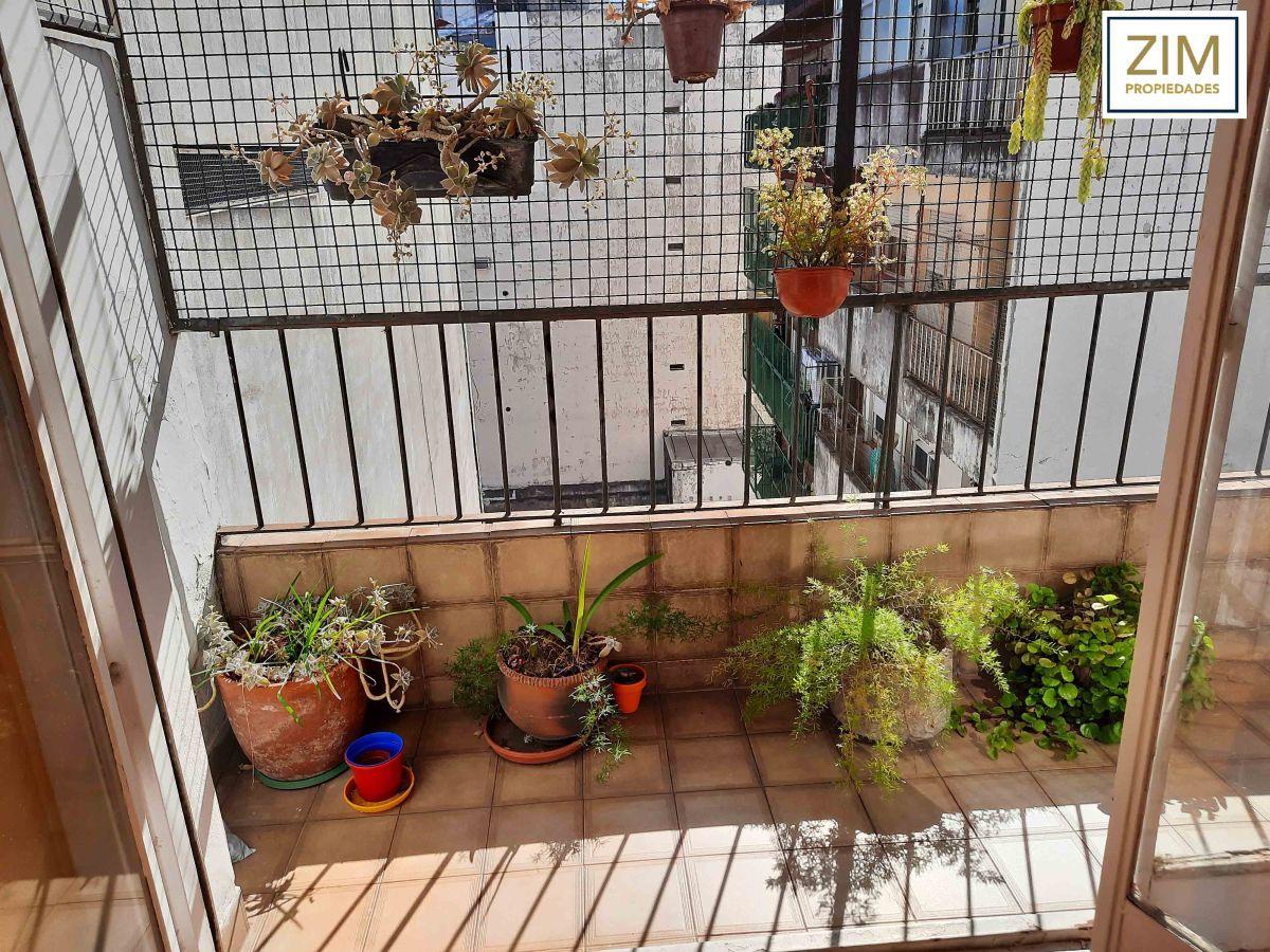 Foto de Venta 4 Ambientes 78 m² Balcón Piso Alto Luminoso Almagro Apto Credito, imagen 2