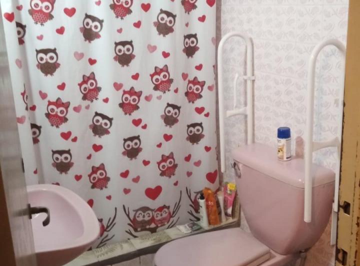 Venta departamento 4 ambientes 1er. piso por escalera 5