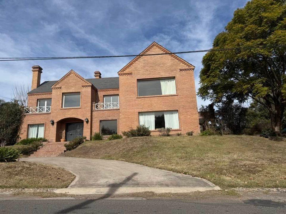 Foto de Las Delicias Gran casa en venta, 4 dormitorios, dependencia de, imagen 2