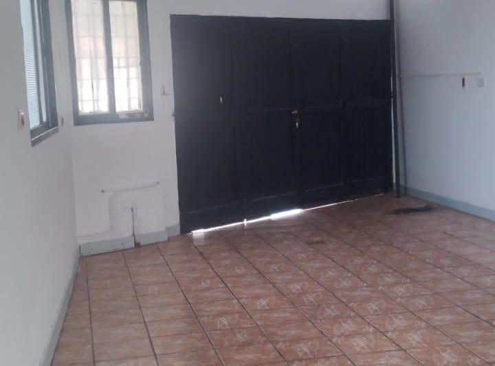DUEÑO ALQUILA SALÓN COMERCIAL 2