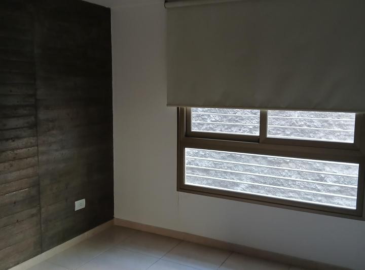dueño vende departamento excelente zona 4