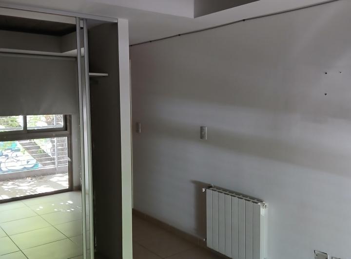 dueño vende departamento excelente zona 3