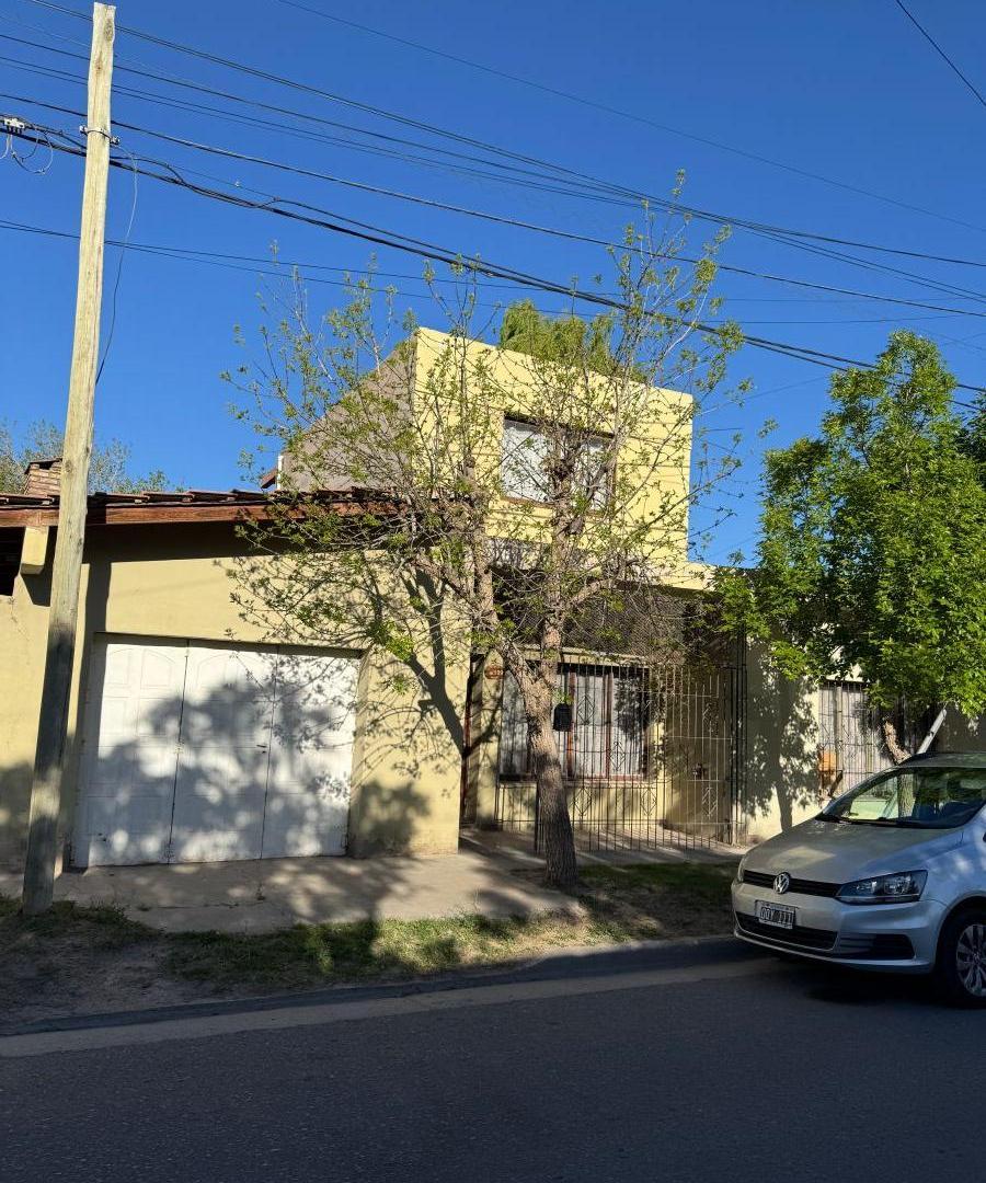 VENTA DE CASA EN CALLE RAFAELA 186 del Barrio Canal V