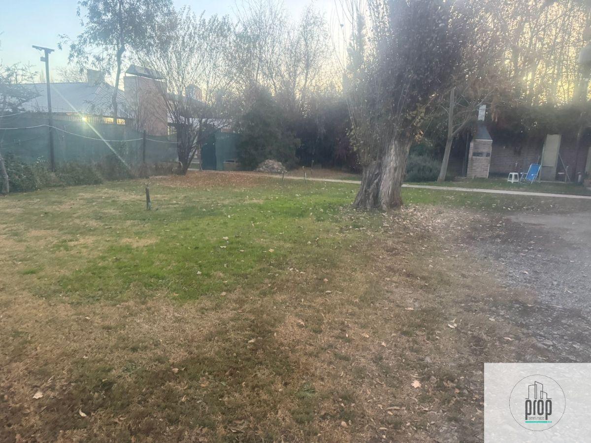Foto de Vendo terreno en Barrio Rossell , de la ciudad de Plottier - Neuquen, imagen 4