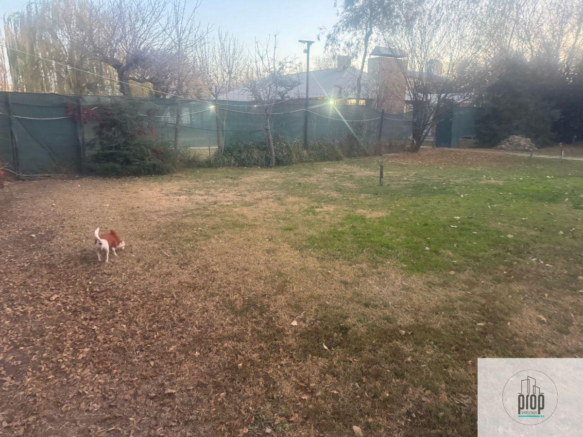 Foto de Vendo terreno en Barrio Rossell , de la ciudad de Plottier - Neuquen, imagen 2