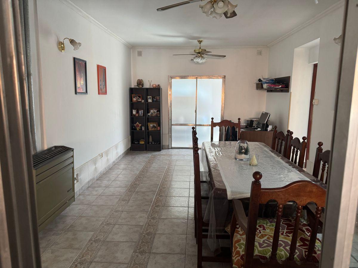 Foto de VENDO casa de tres dormitorios en Neuquén Capital., imagen 5