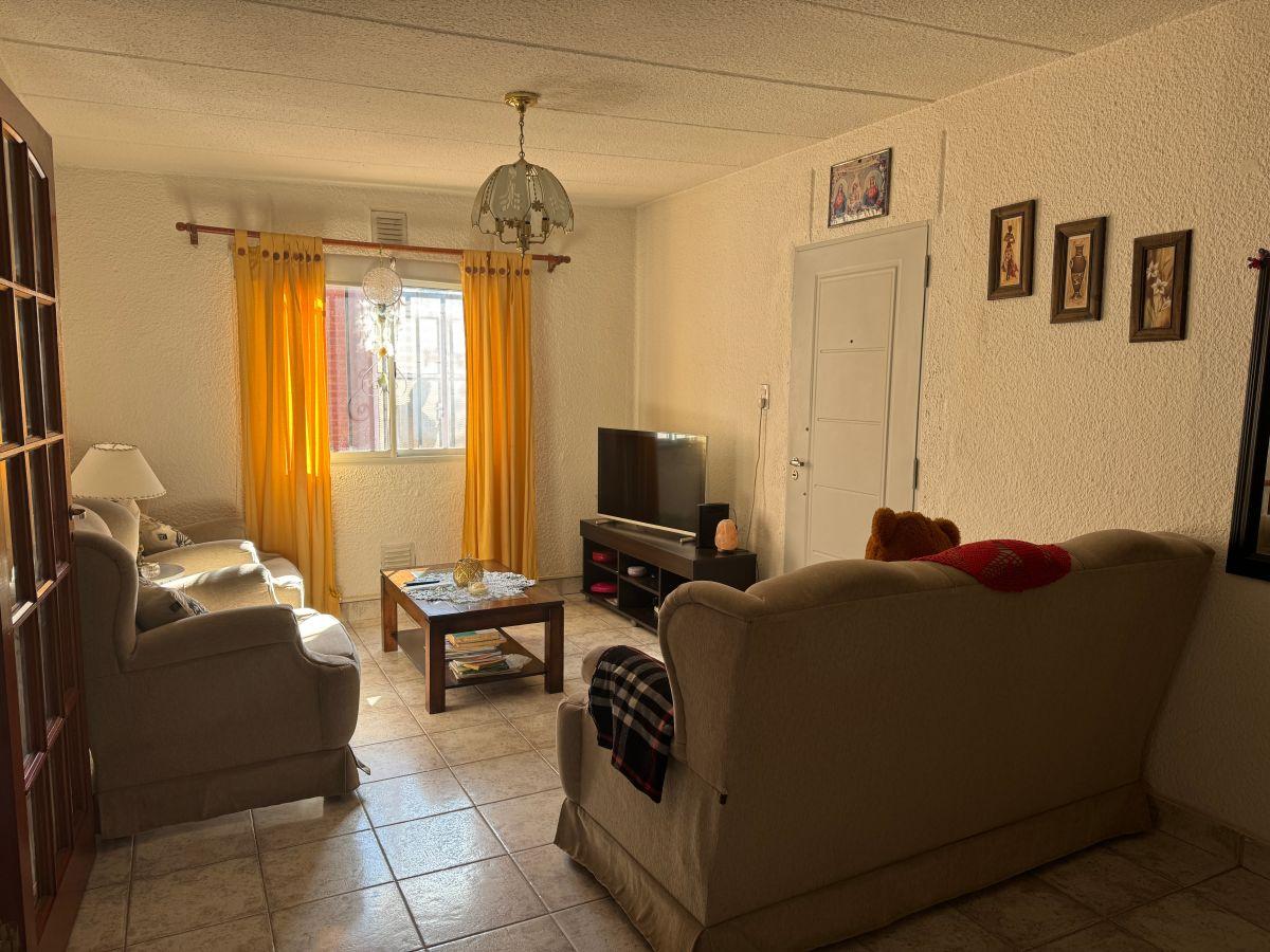 Foto de VENDO casa de tres dormitorios en Neuquén Capital., imagen 1
